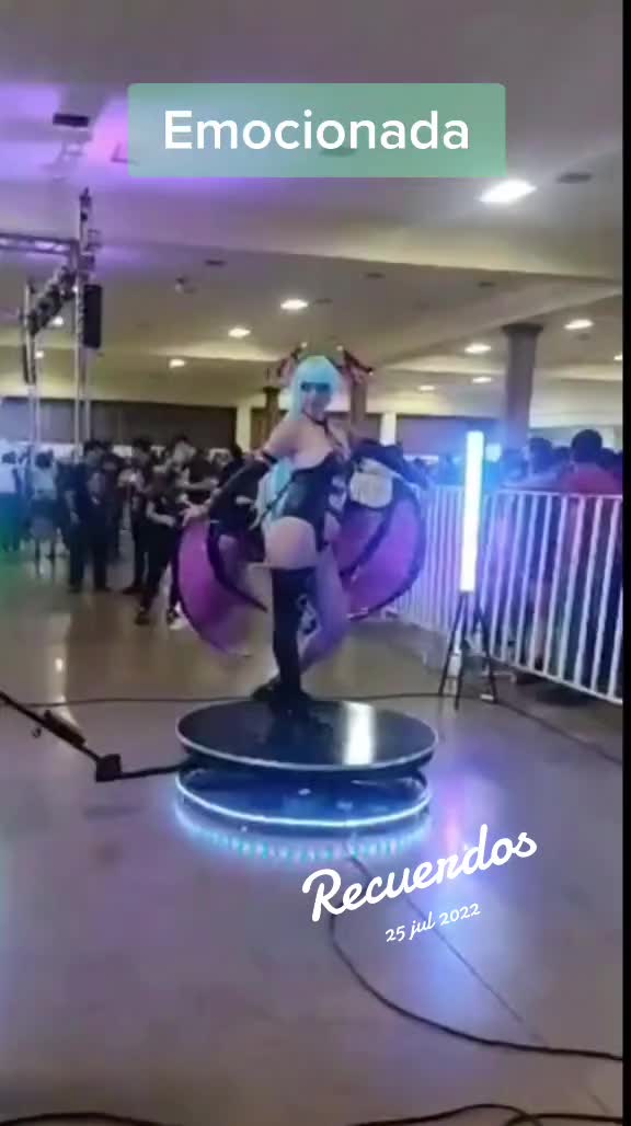 @Hikari Cosplayer