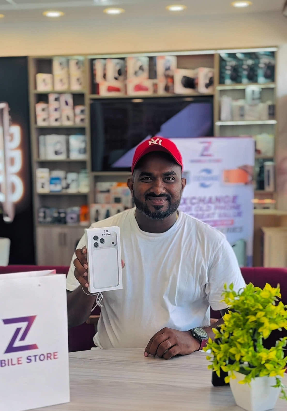 @MOBILE STORE