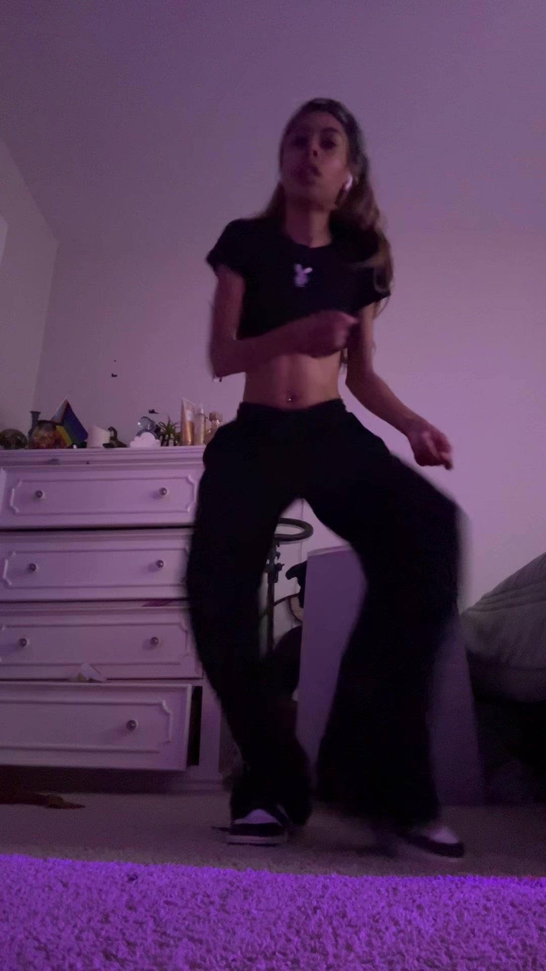 @nosmilingnini