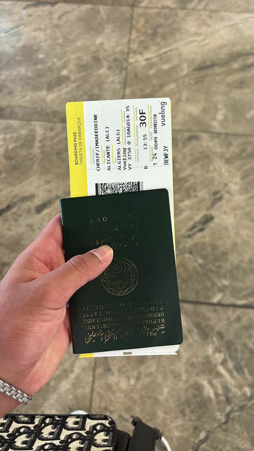 @Iู
ADE๐ฉ๐ฟ