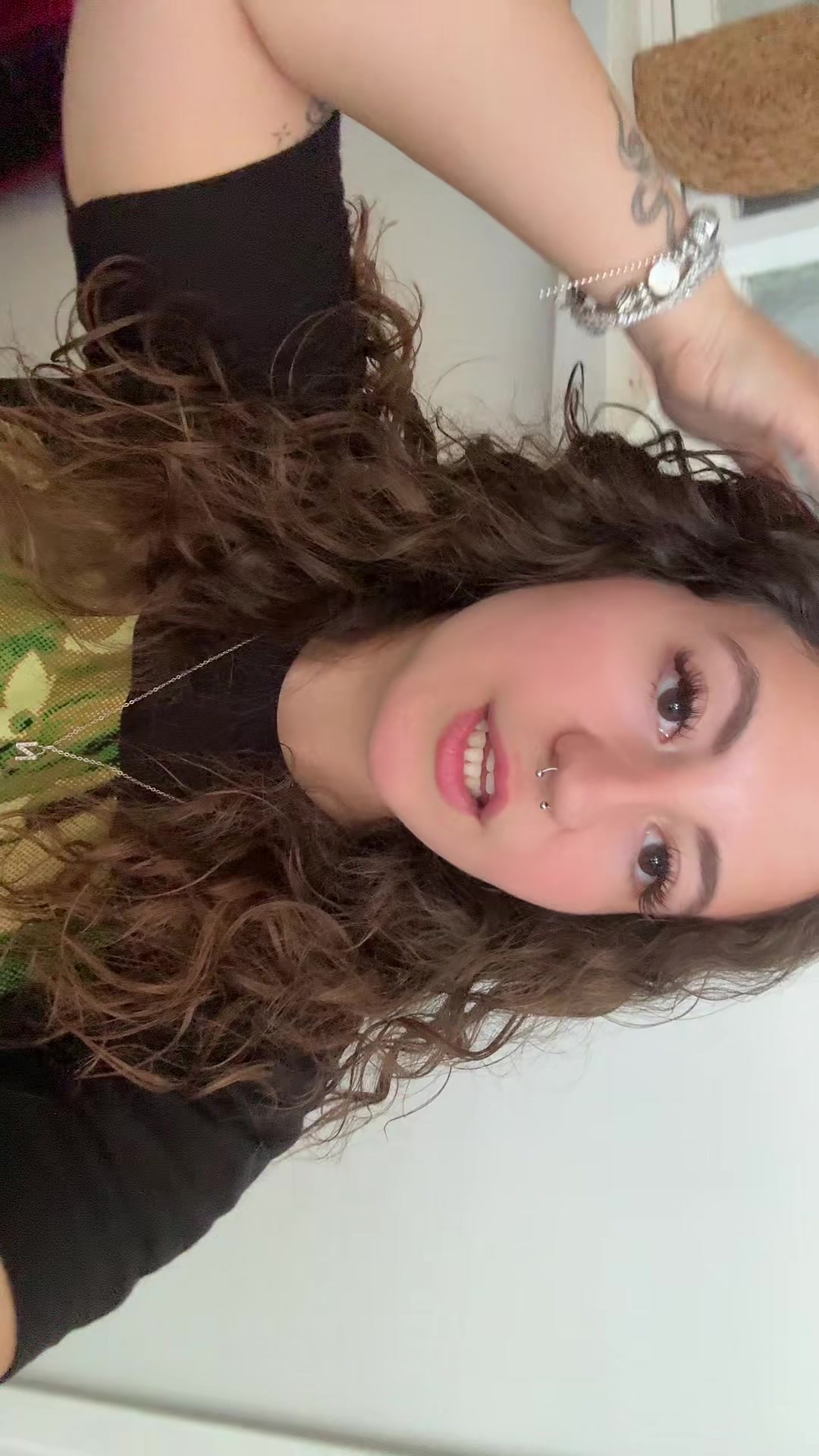 @Hellokittyyy