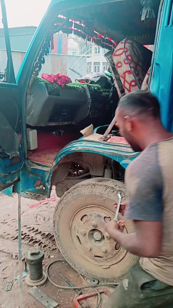 @तिम्रो याद्ले सताएको छ सानु😭?