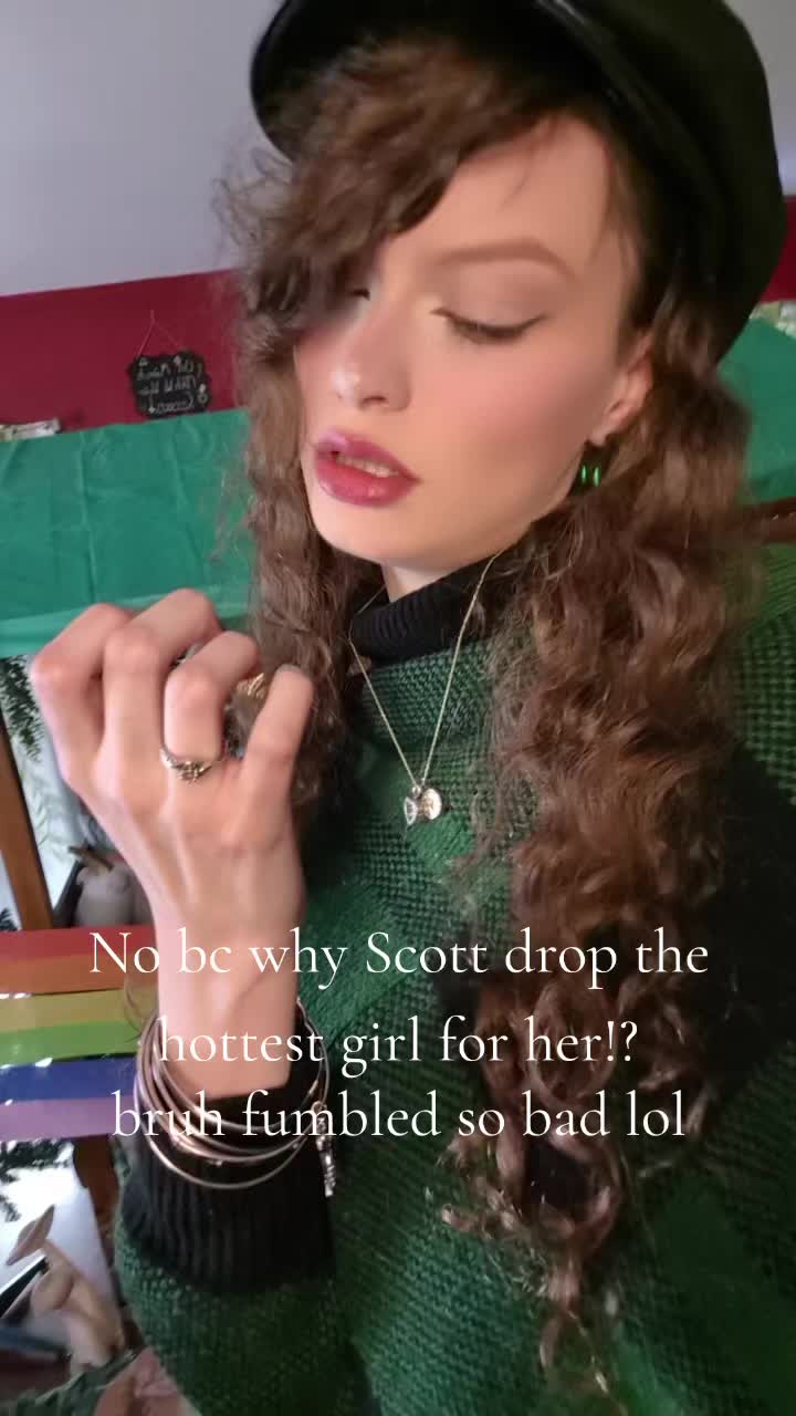 @𝓢𝓽𝓻𝓪𝔀𝓫𝓐𝓻𝓲𝓮🍓🌷🌳
