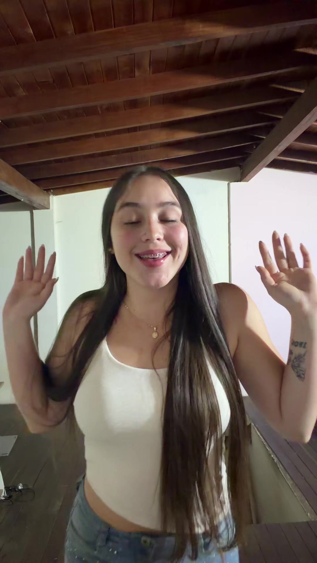 @Abysico