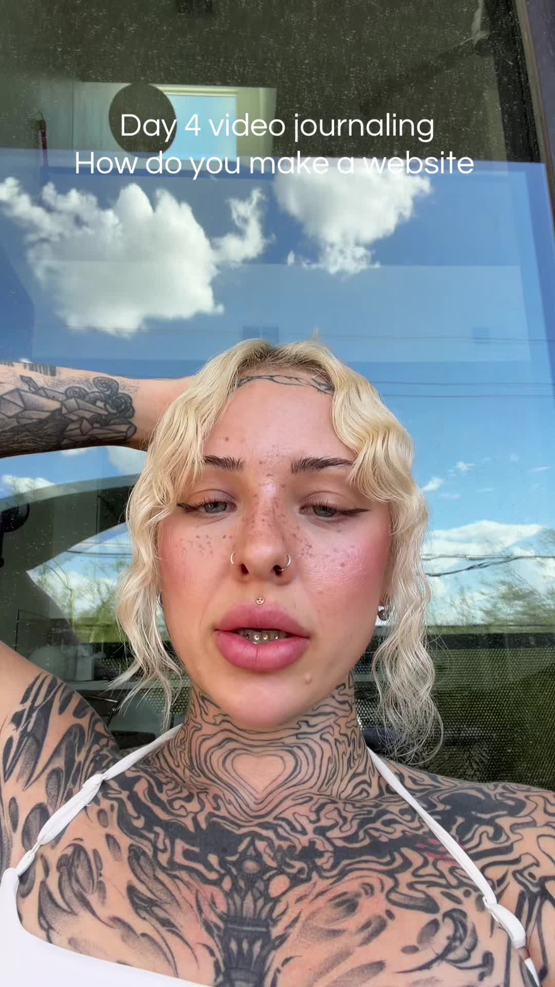 @tinfoilhotgirl
