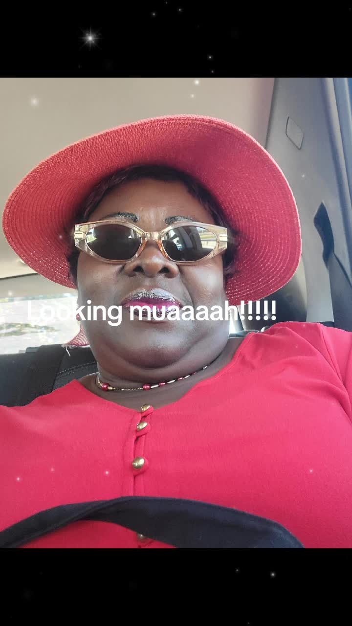 @Mollynash Brown