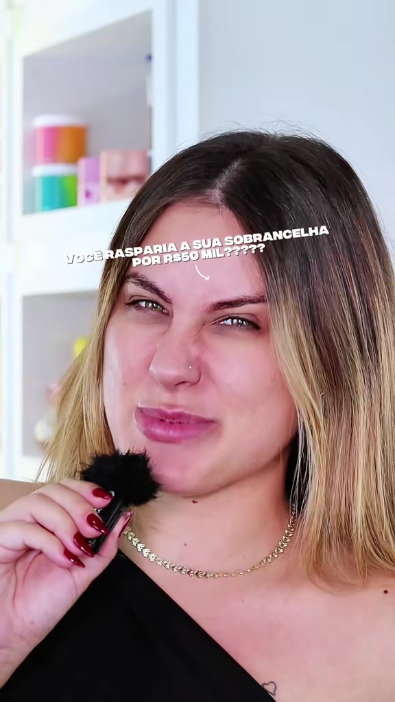 @Laura Branquinho
