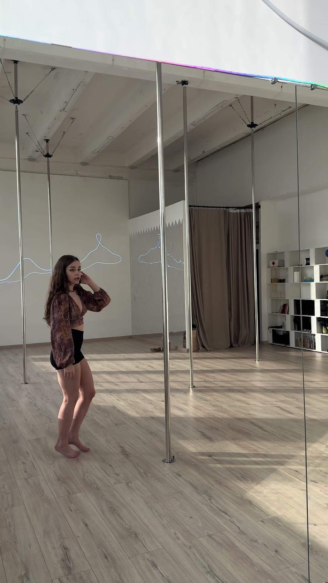 @svuxish