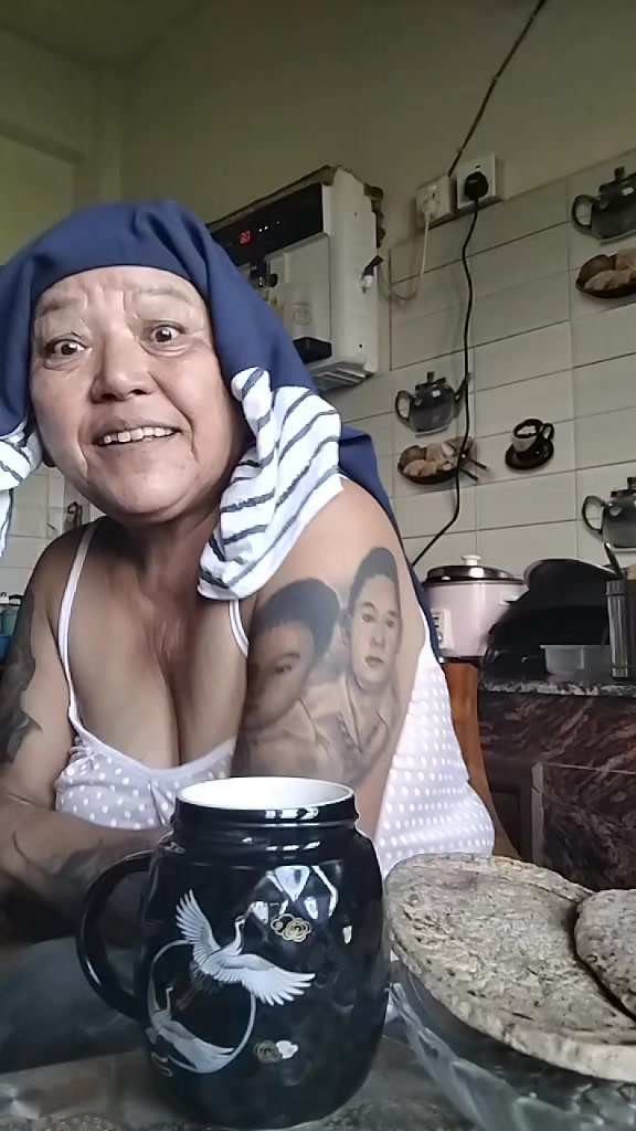 @meera gurung