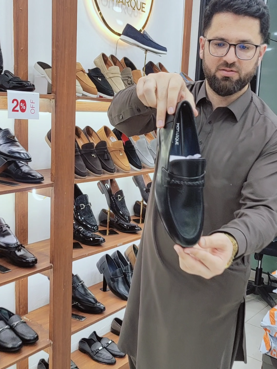 @The Sneaker Toe