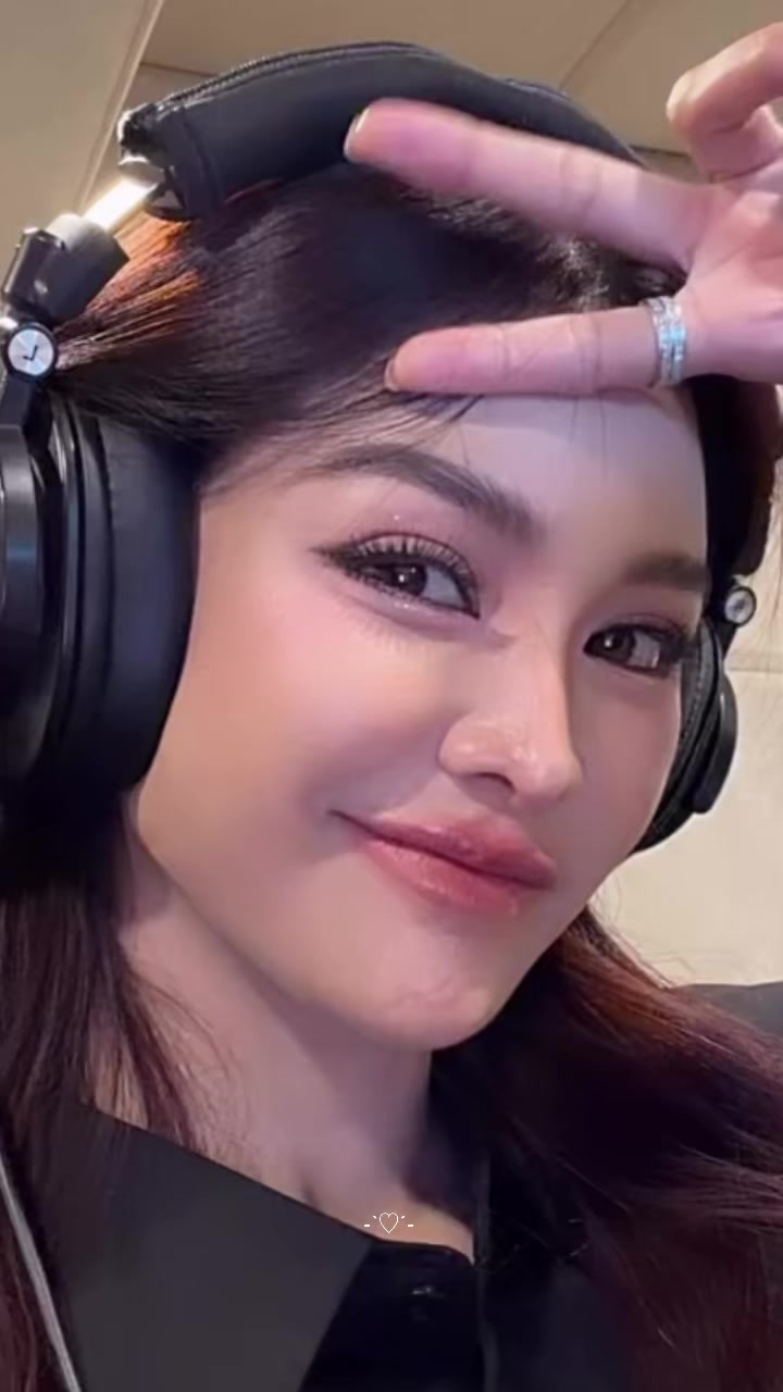 @itsdeeツ