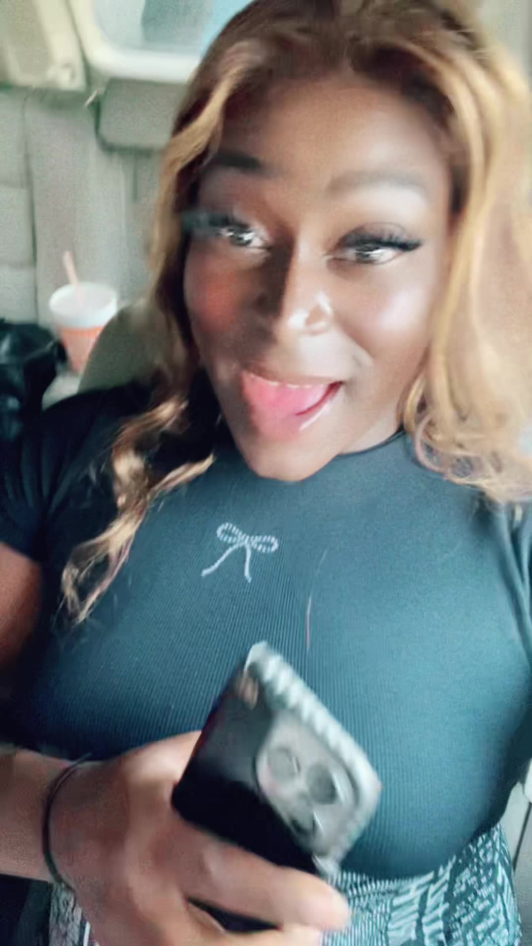 @Lyriibabii