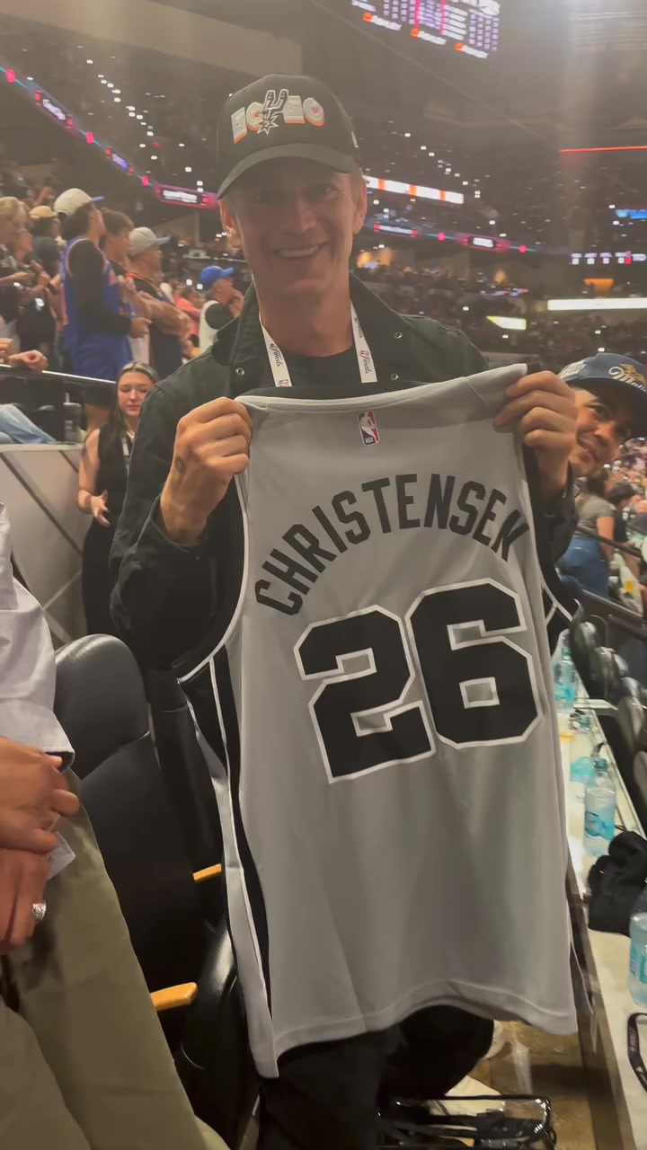 @San Antonio Spurs
