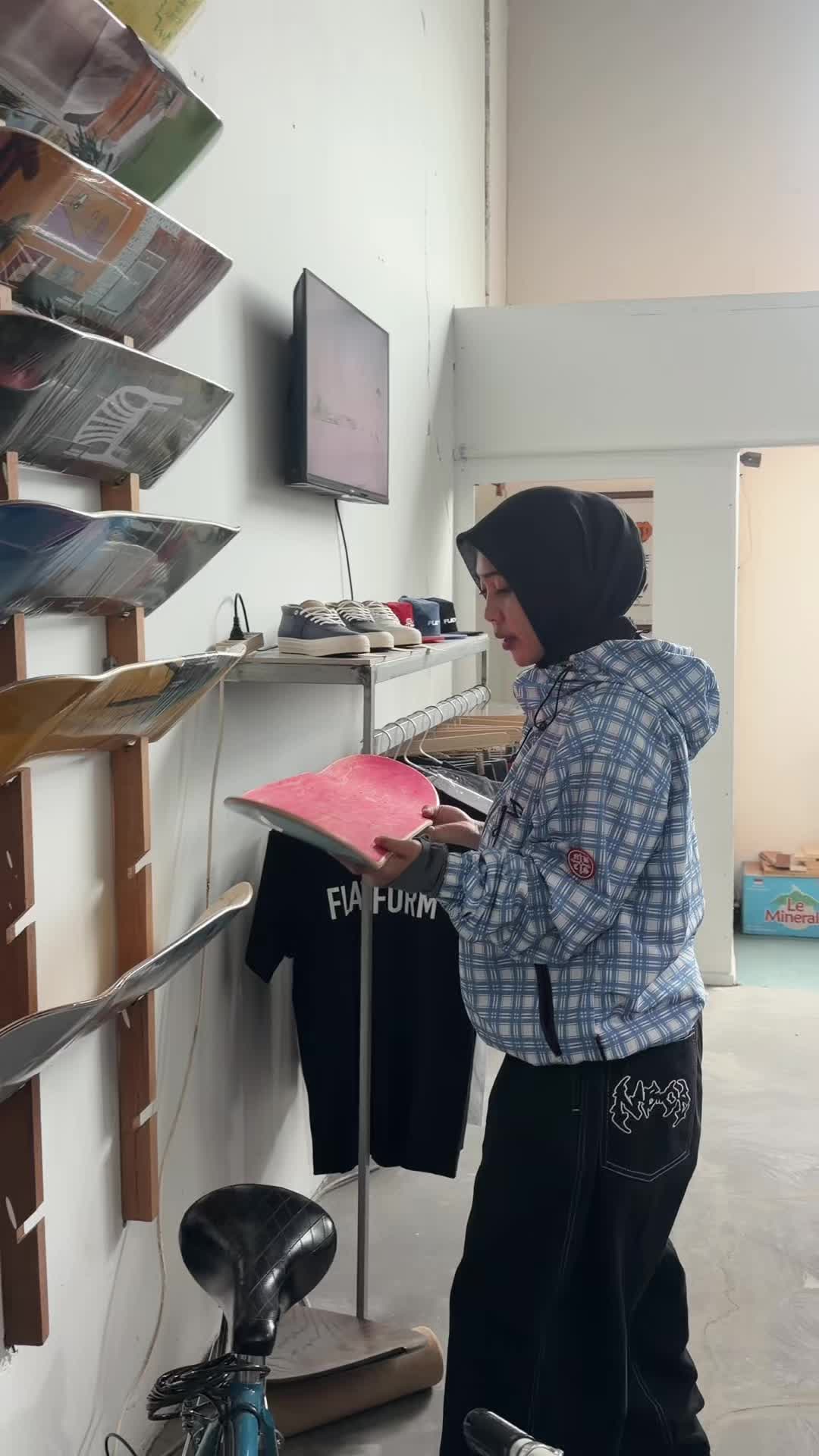 @Qiuwww_