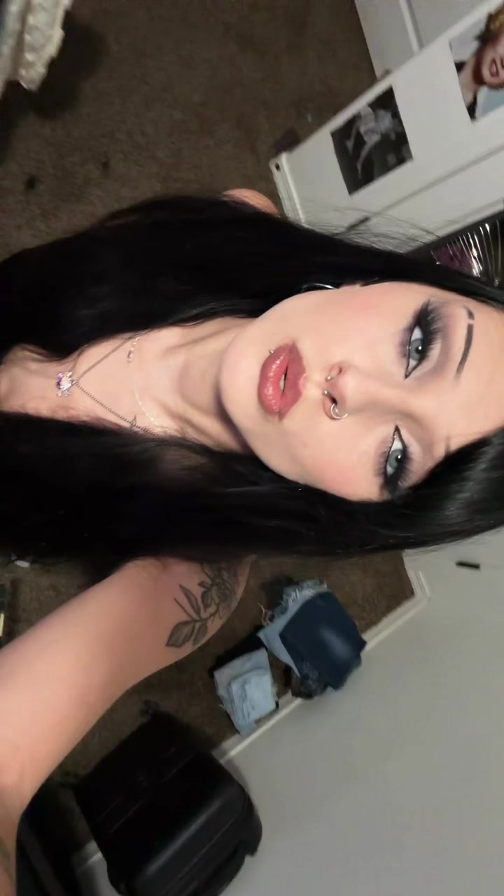 @🖤sickkisses4jay🖤