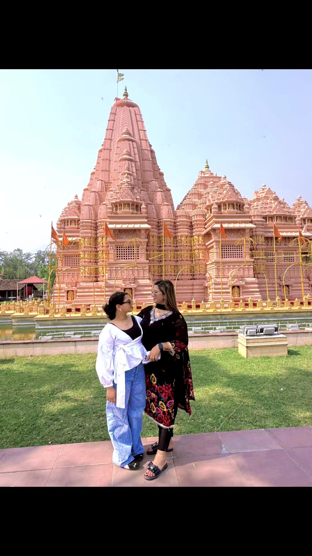 @थापाकाजीको छोरी ( महारानी )🧿