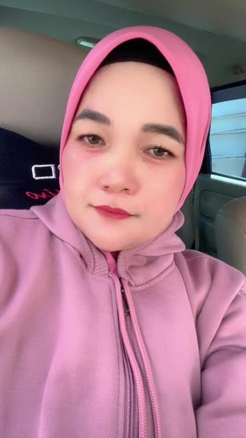 @Luna Mariska252