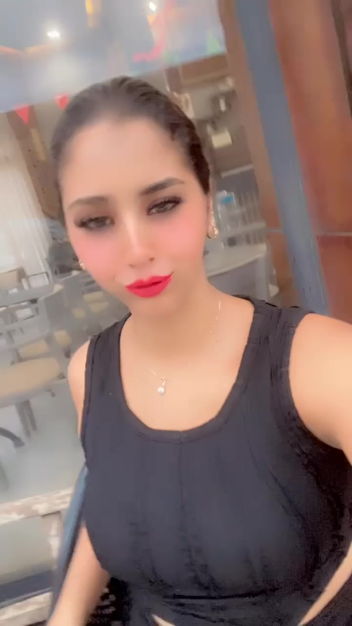 @oumaima2000m