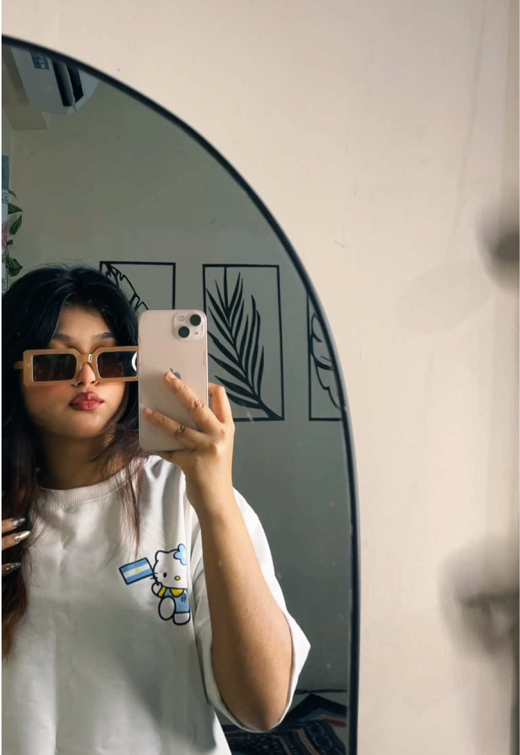 @N E H A ✨