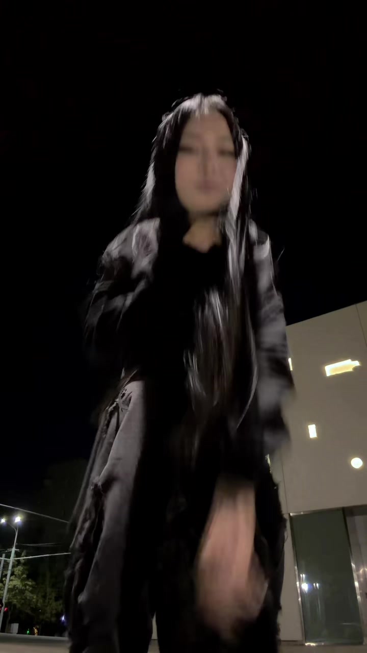 @lbaxon