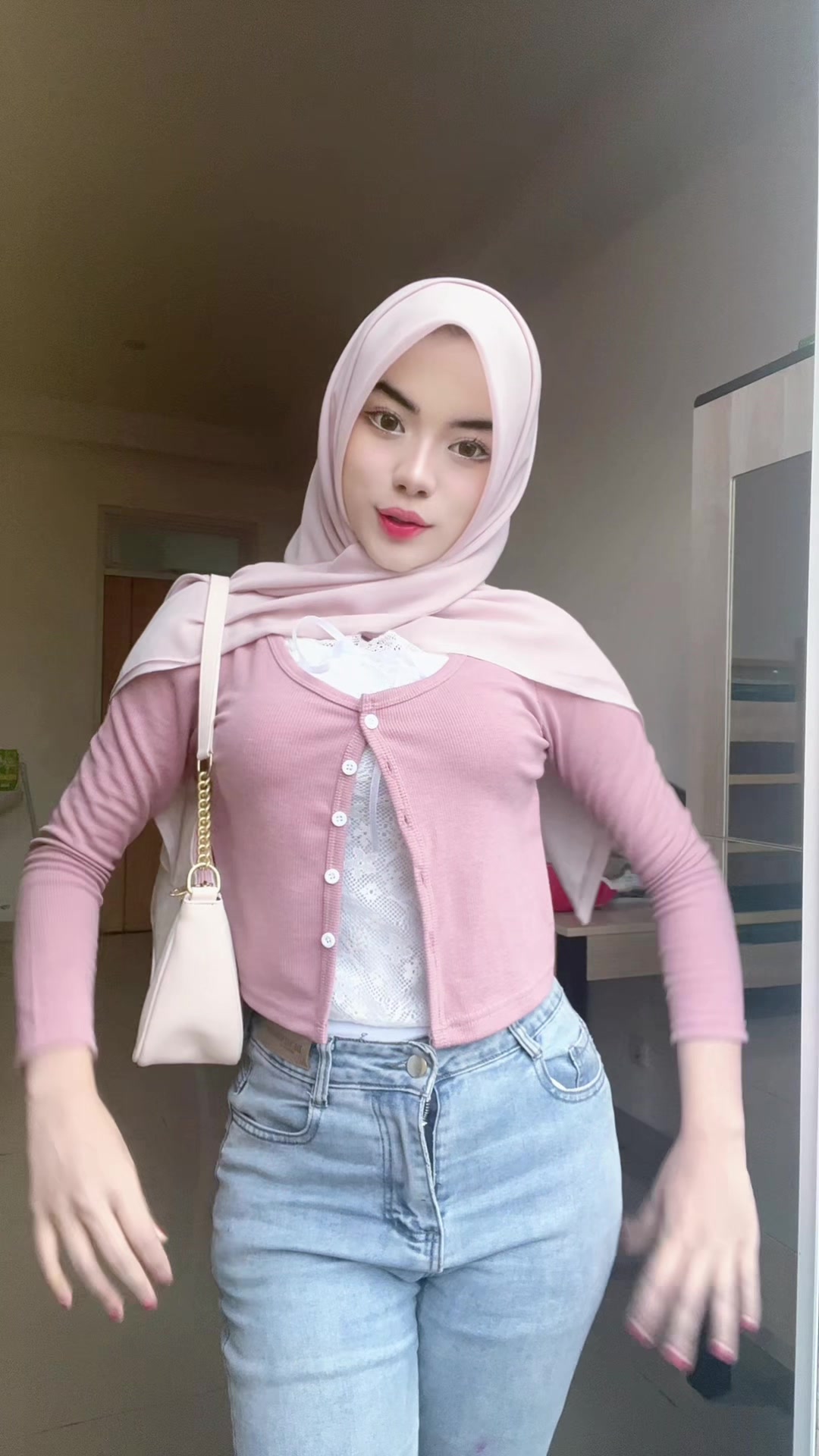 @latifahmhdr