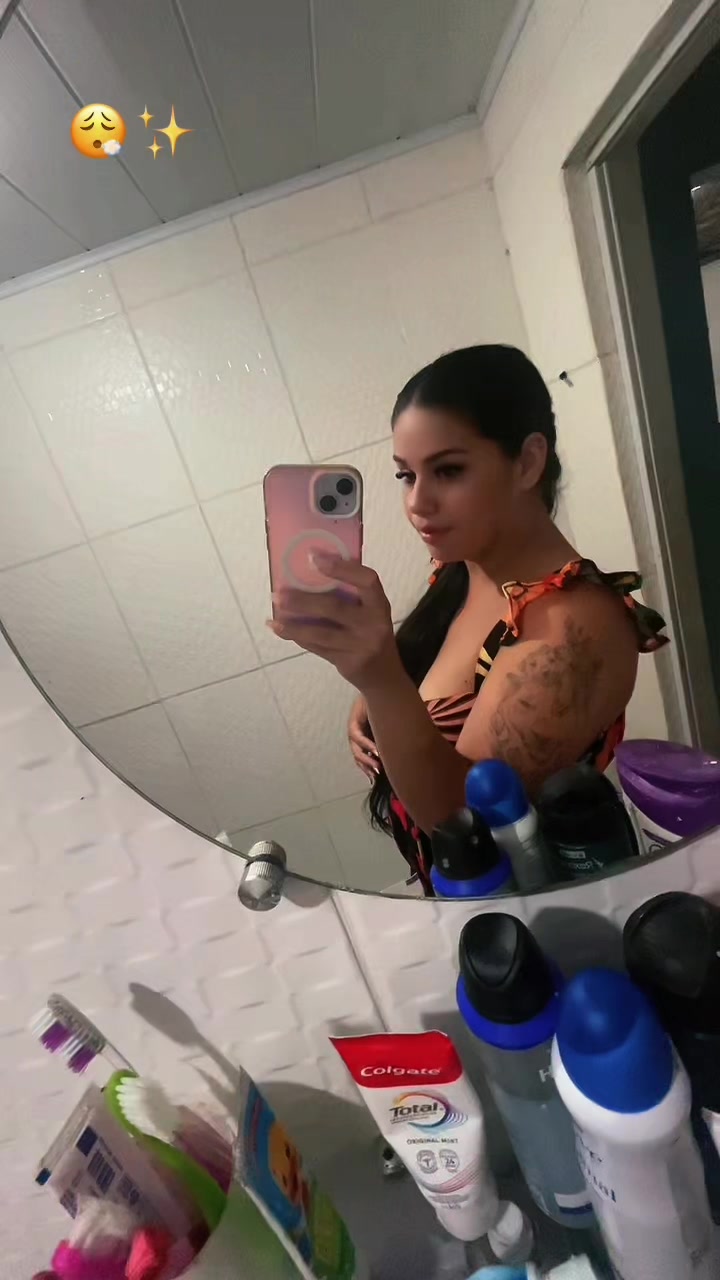 @Andréa Albuquerque ✨