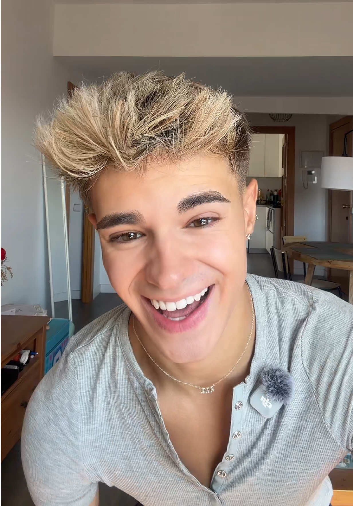 @Mario Ruiz🧸ྀི🐍