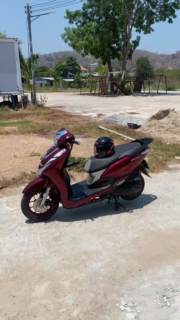 @อะไรก็โอ๊ต🤨