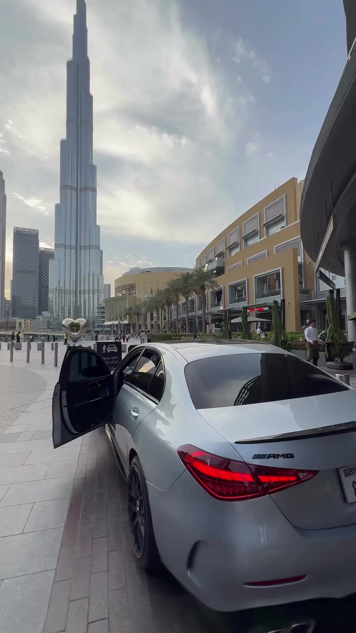 @DUBAI TRAVELER 🇦🇪