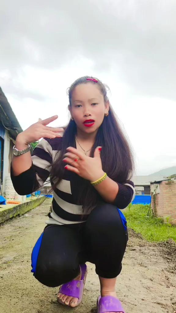 @☦️सोफिया चेपाङ्ग🇳🇵