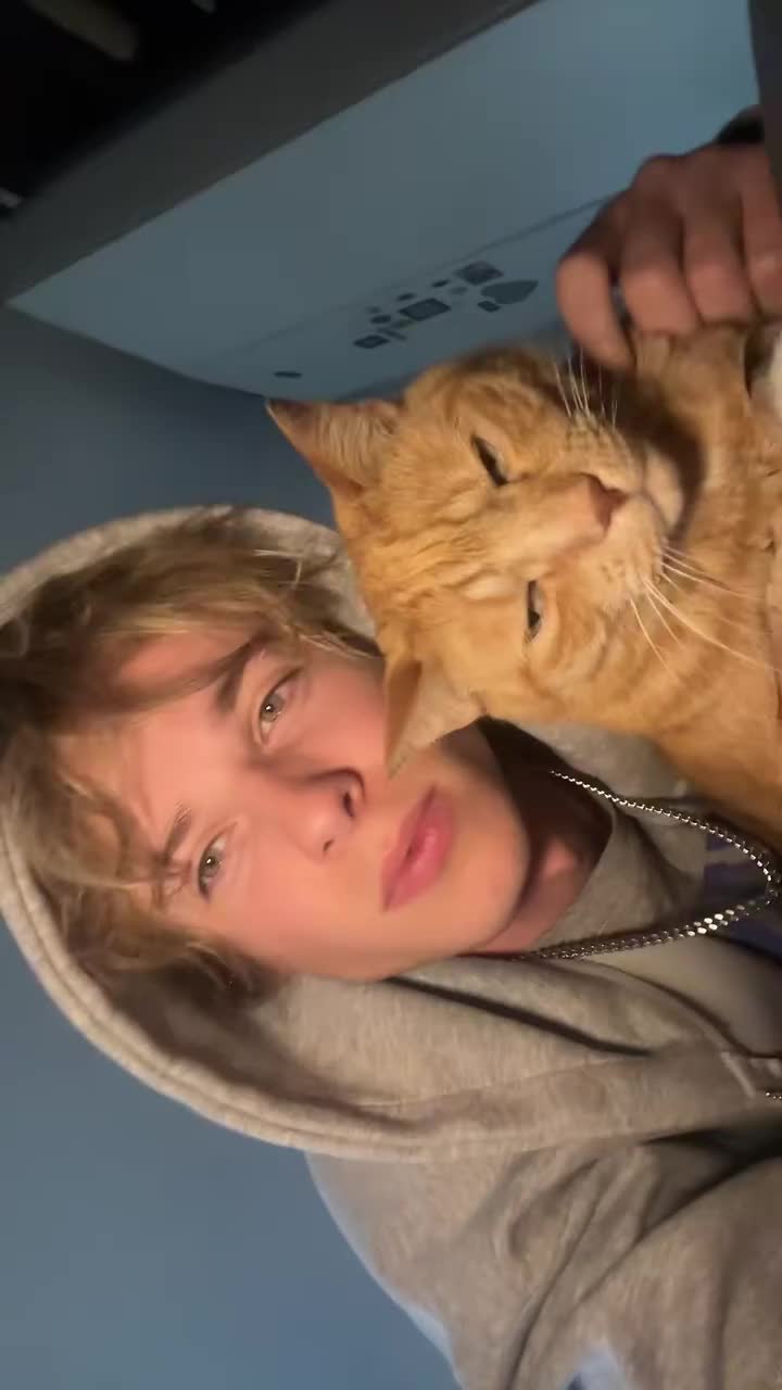@Twinkboy
