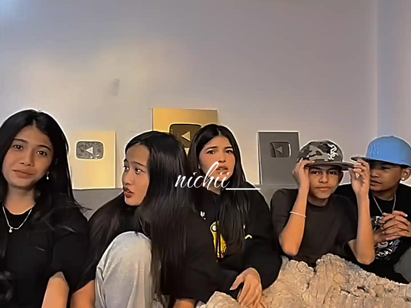 @ηι¢нιι_