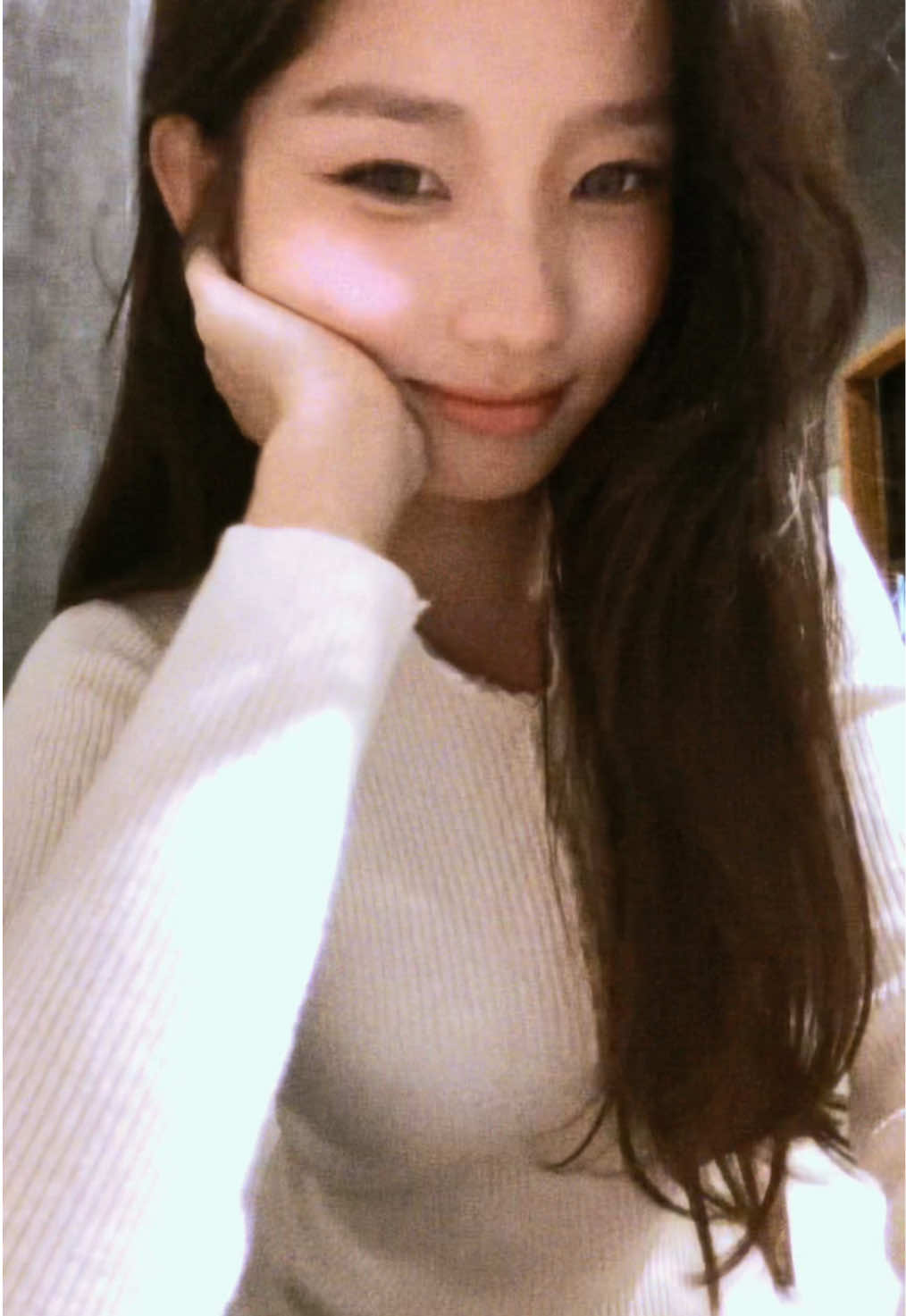 @🐝