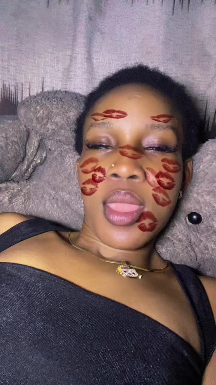 @SLIMTIZZYHAIRLINE05