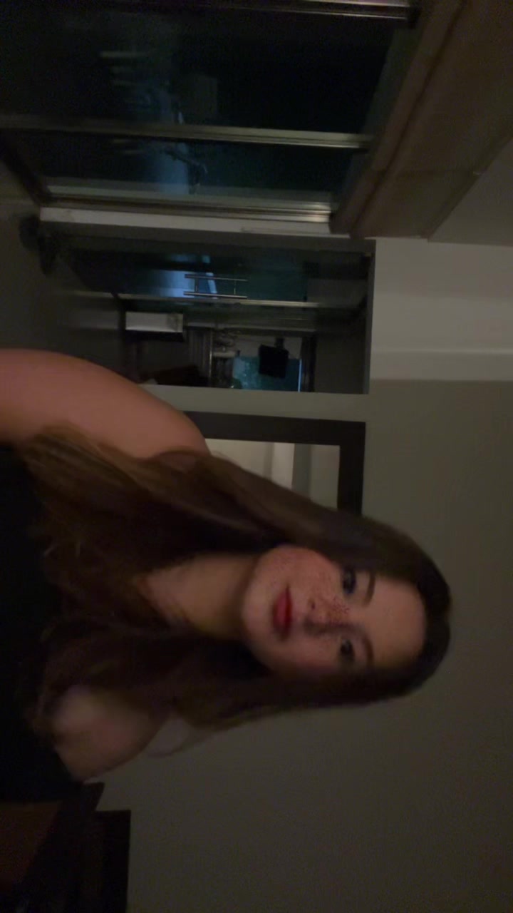 @Valeeee