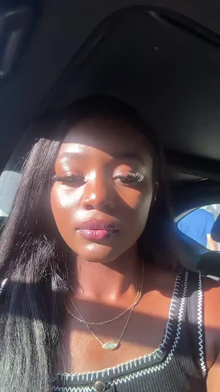 @omgilovelaiberry