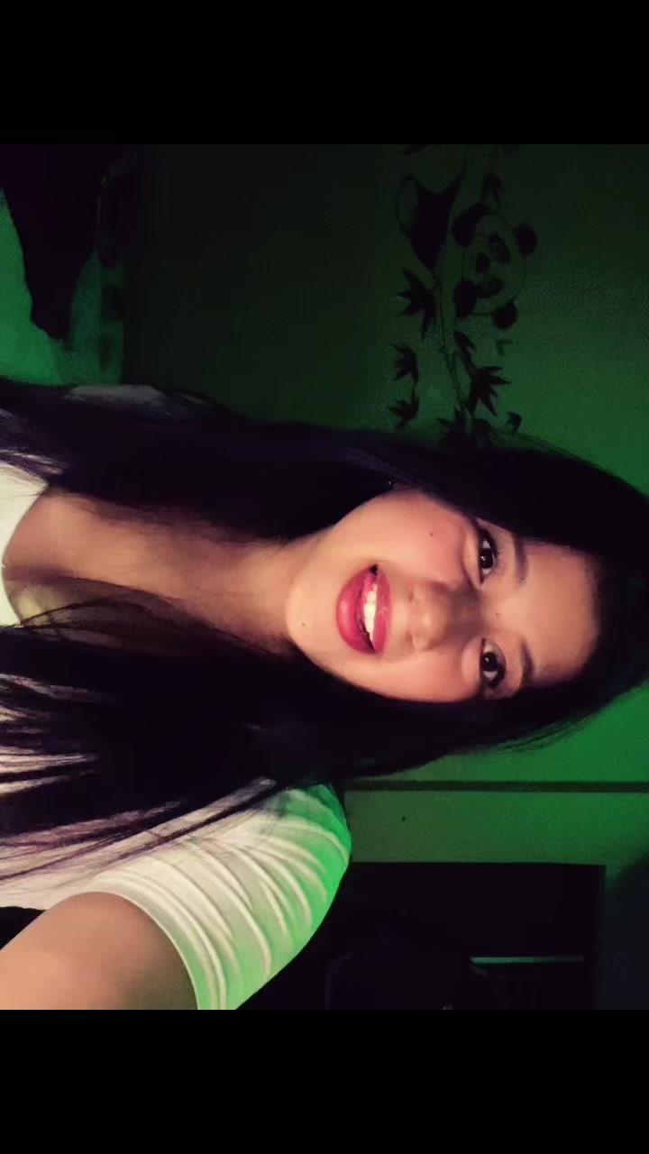 @Becaaaa
