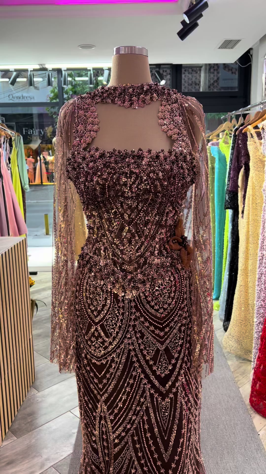 @Bora Fashion