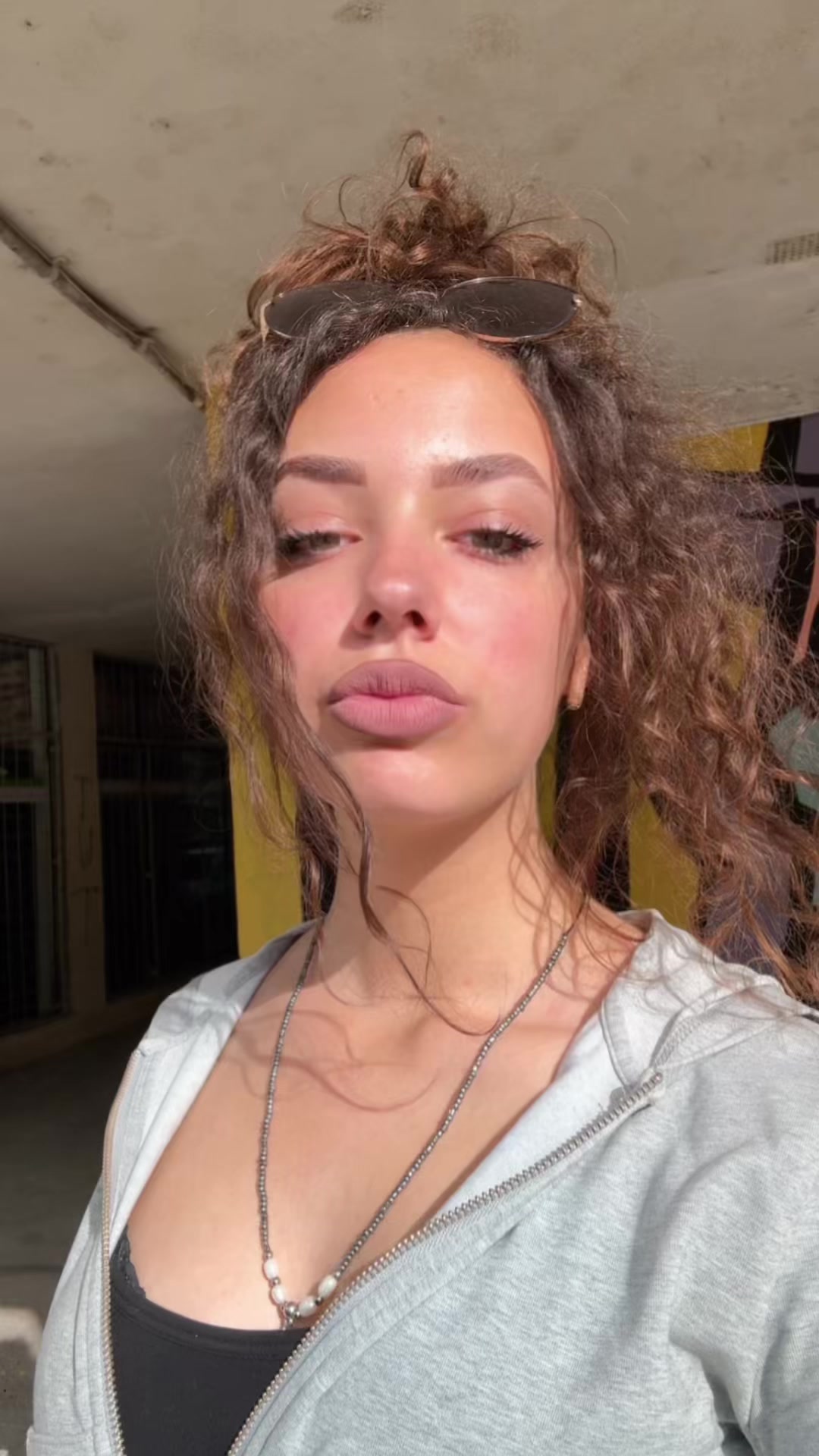 @isidora