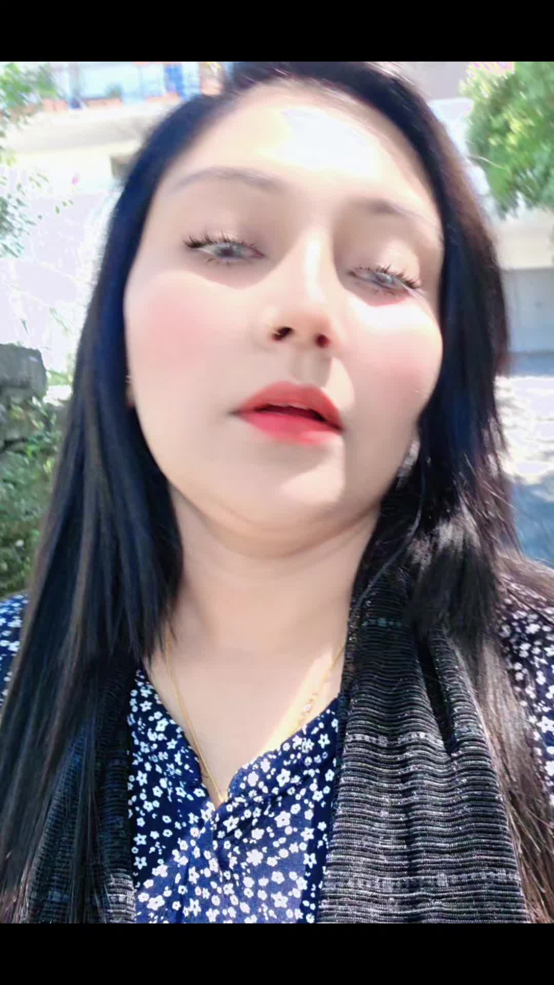 @Luna