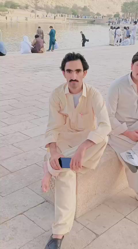 @NuMaN kHaN tArEeN