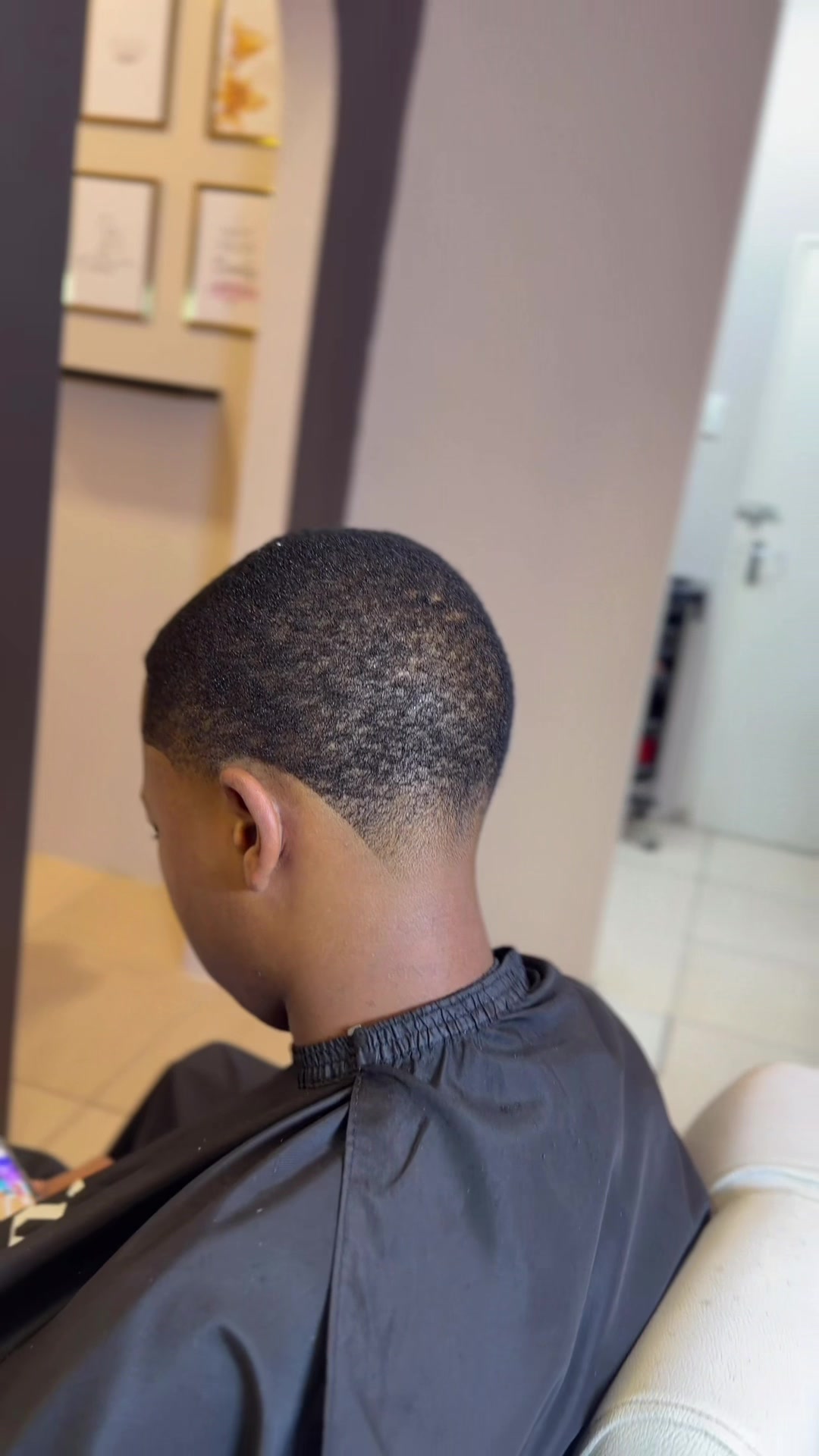 @THRONE CUTZ®
