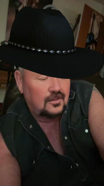 @🔥WAYNE 102🔥 Cowboy
