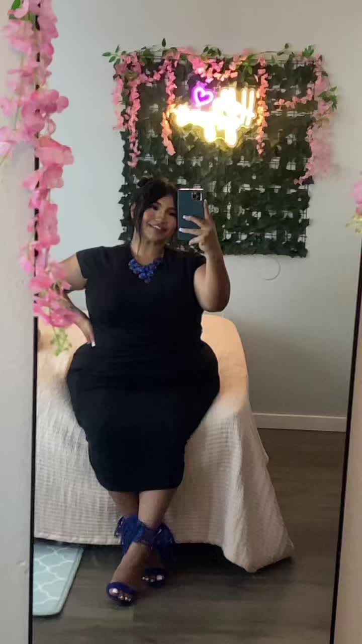 @Curvybaybee93