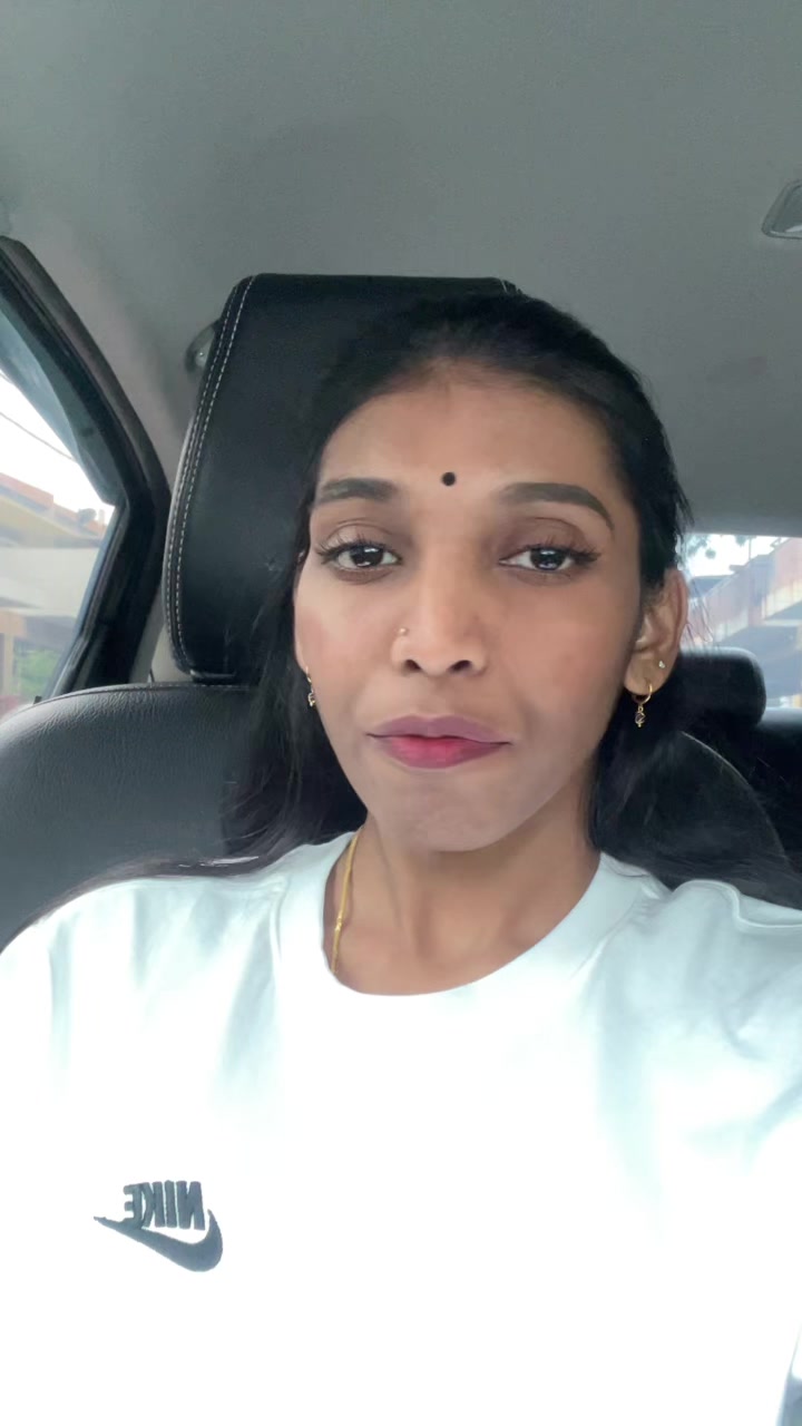 @POOJA🎀