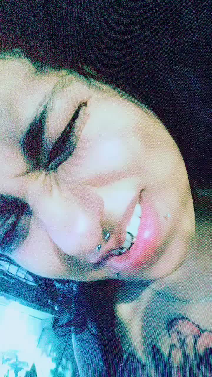 @Kaly MaryJane🦋 420🍃