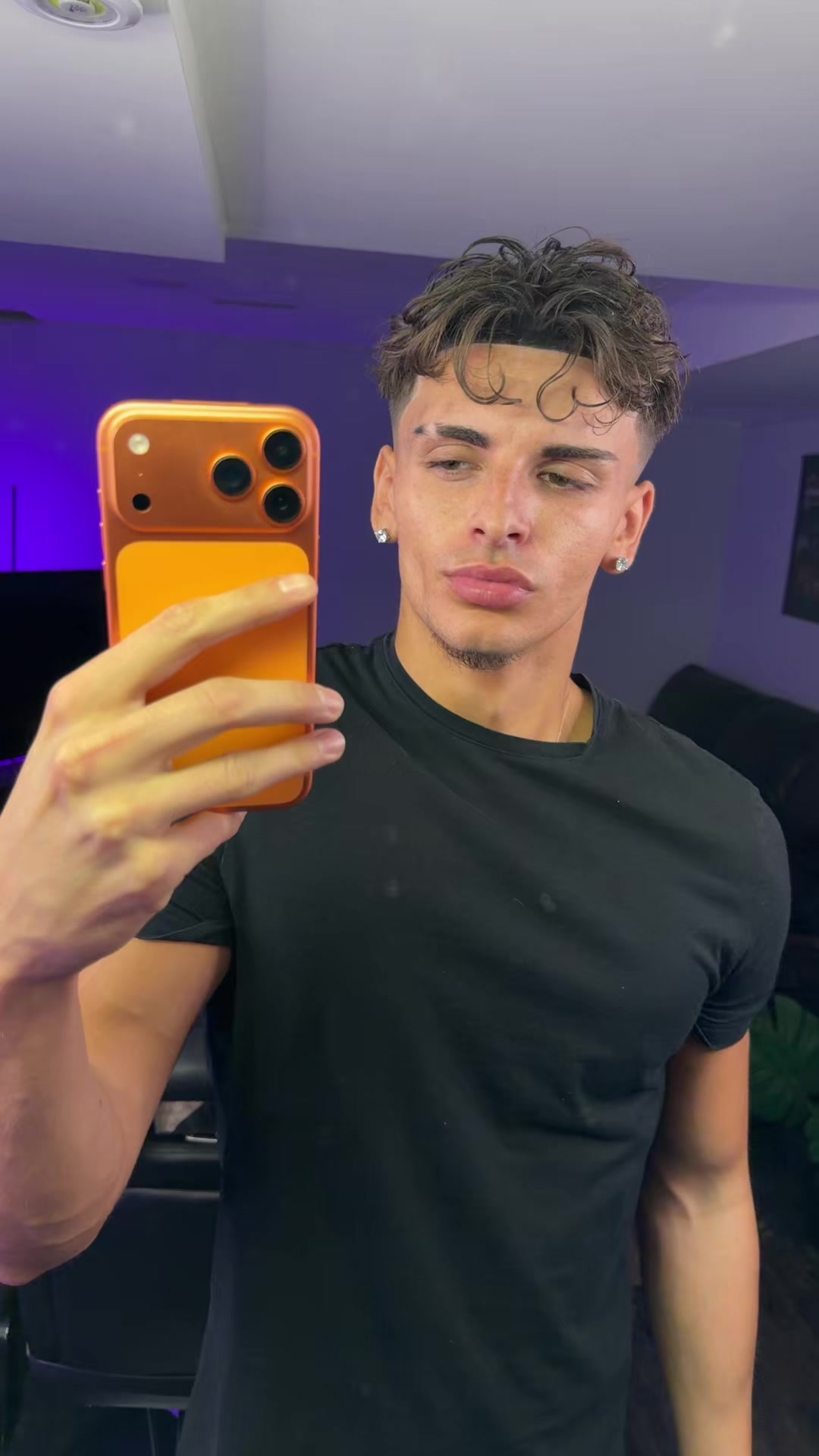 @chris.nikoo