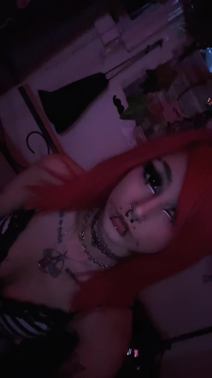 @z0mbi3_b1t3s