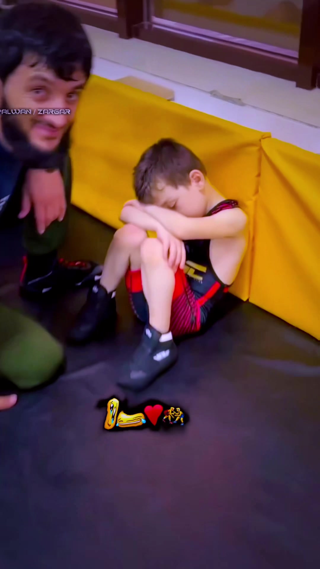 @&bull;.گوش میده کالیفرونـ🤼ـیا.&bull;