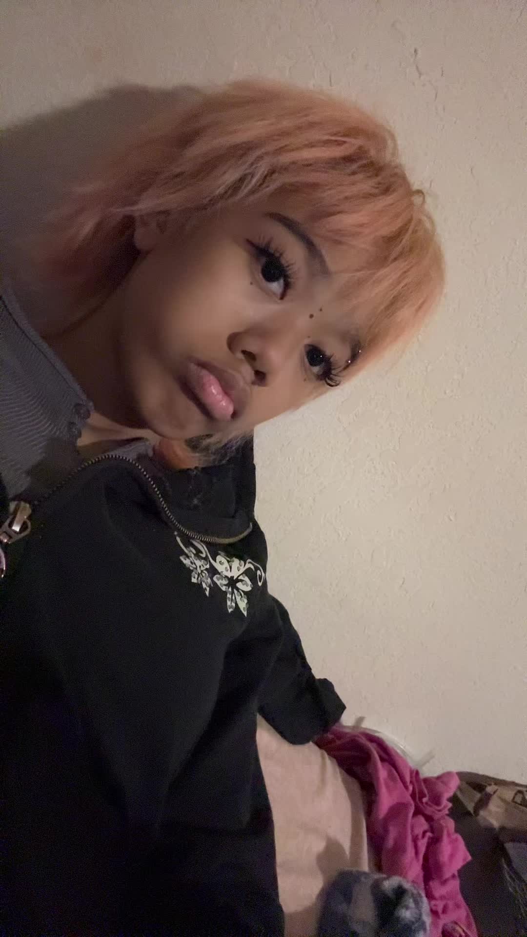 @️